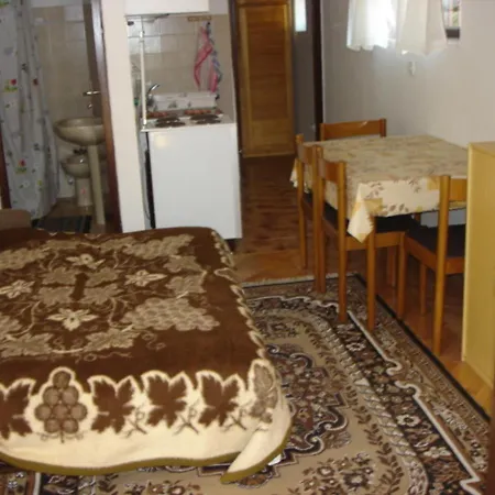 Vjera Appartamento Krk Town